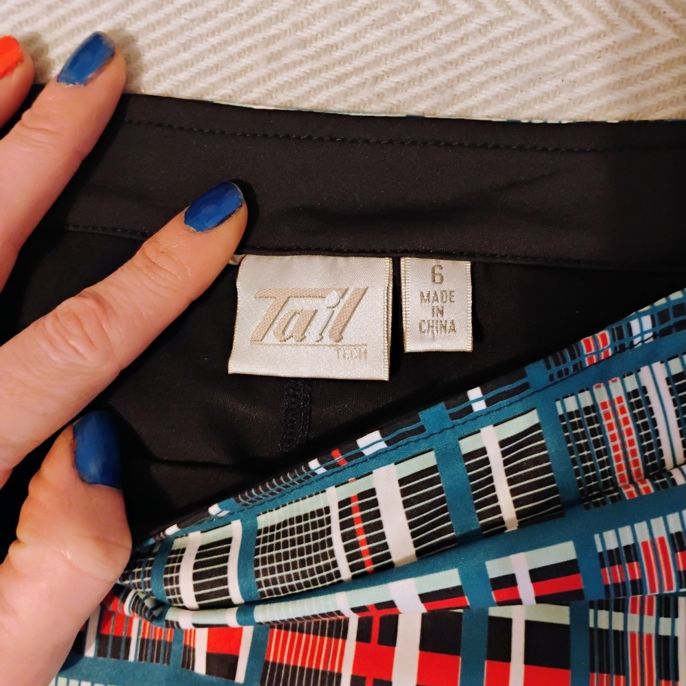 Tail Size Med Geometric Patterned Women's Golf Skort Plaid - Picture 2 of 5